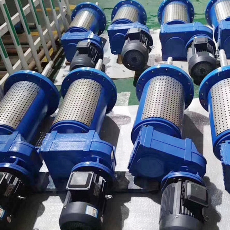 Side entry mixer