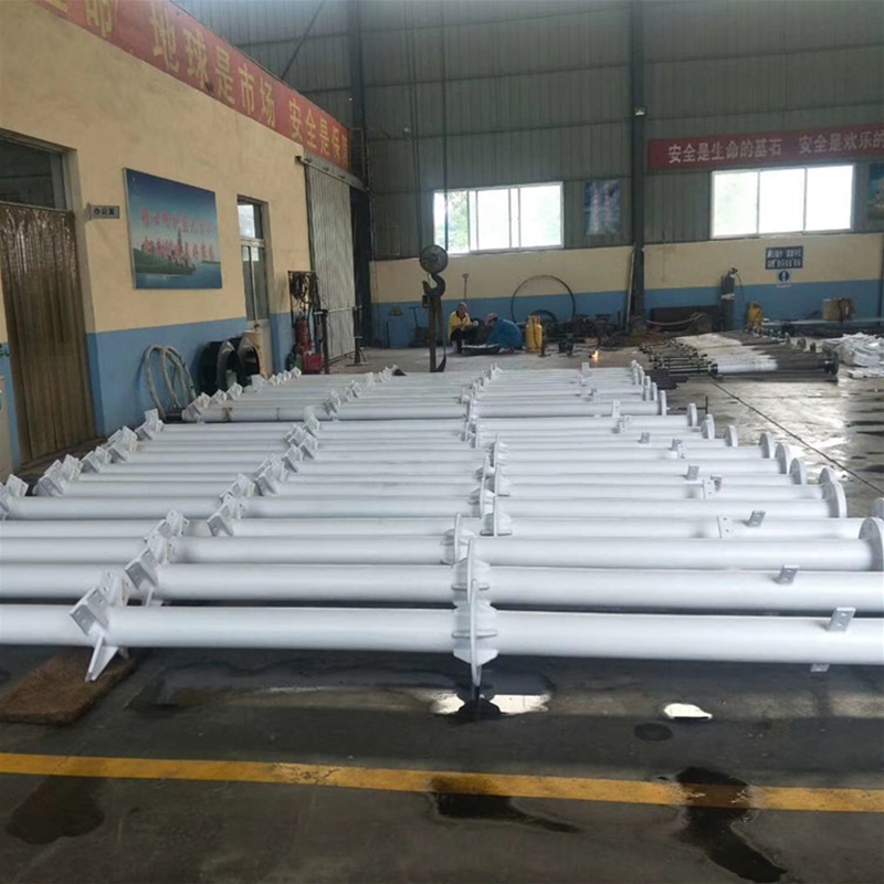 Lined plastic mixer
