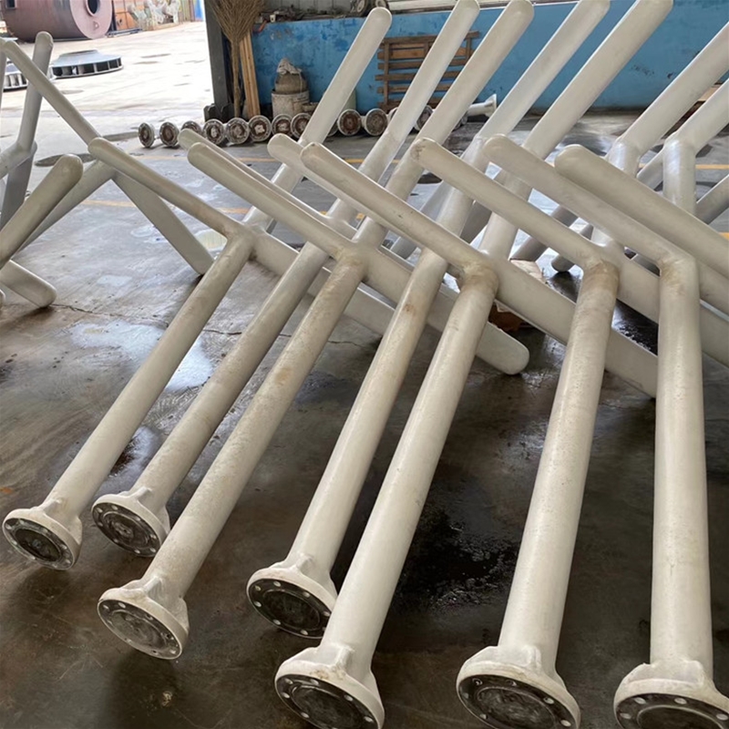 Lined plastic mixer